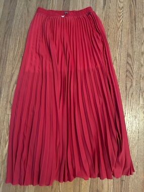 Gsus Sinustries Flowing Pleated Maxi Skirt in Vibrant Red with a mini underlayer